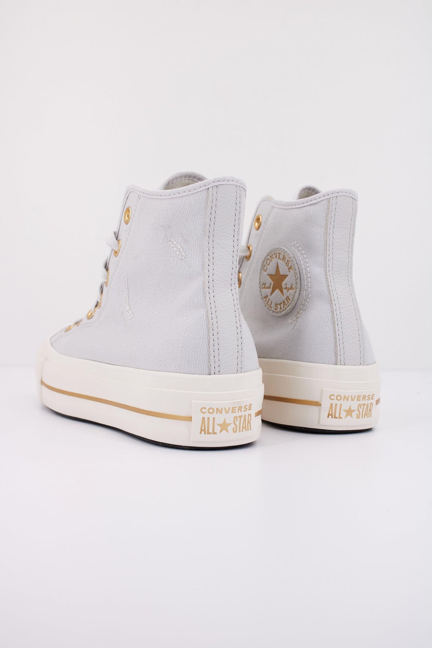 CONVERSE CTAS LIFT HI BARELY en color GRIS  (4)