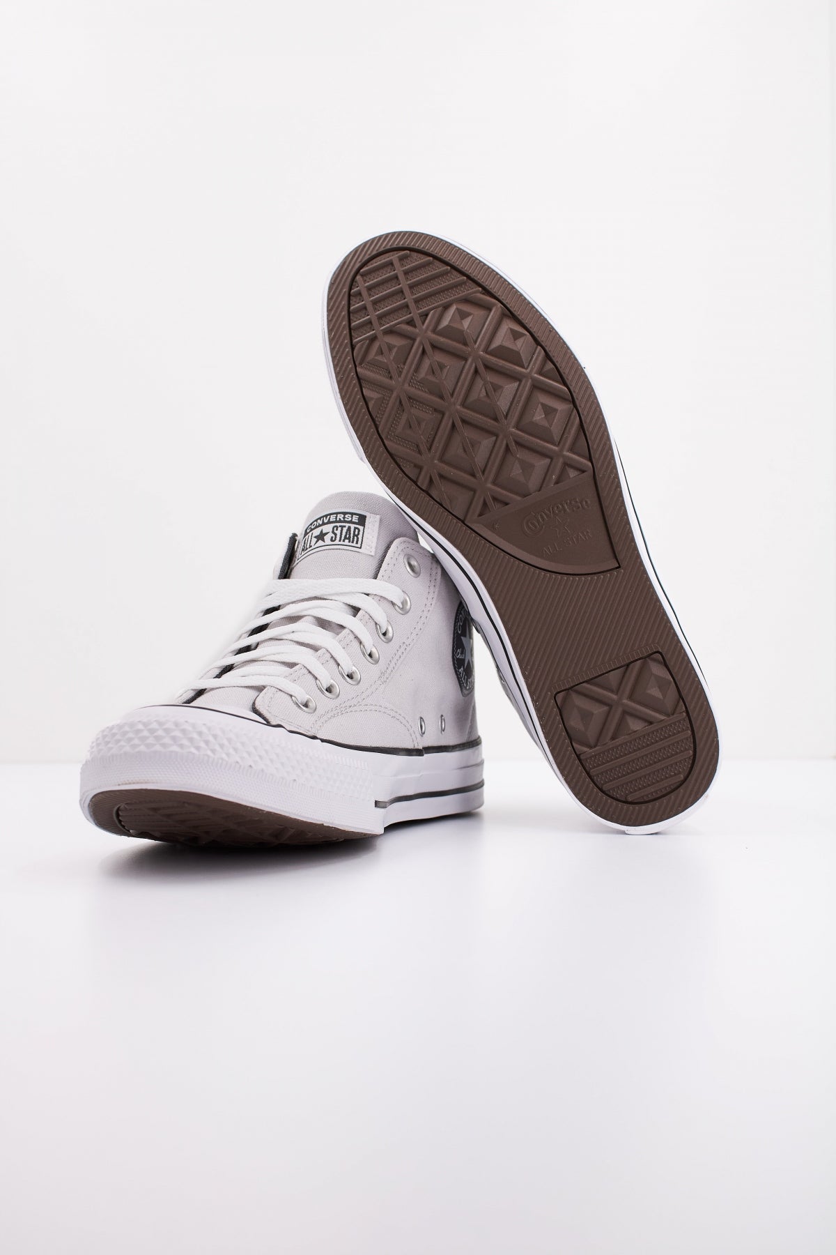 CONVERSE CHUCK TAYLOR ALL STAR MALDEN STREET en color GRIS  (4)