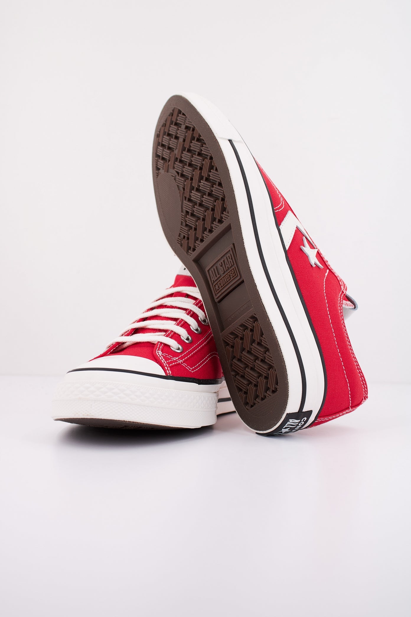 CONVERSE CHUCK TAYLOR ALL STAR PLAYER  OX en color ROJO  (5)