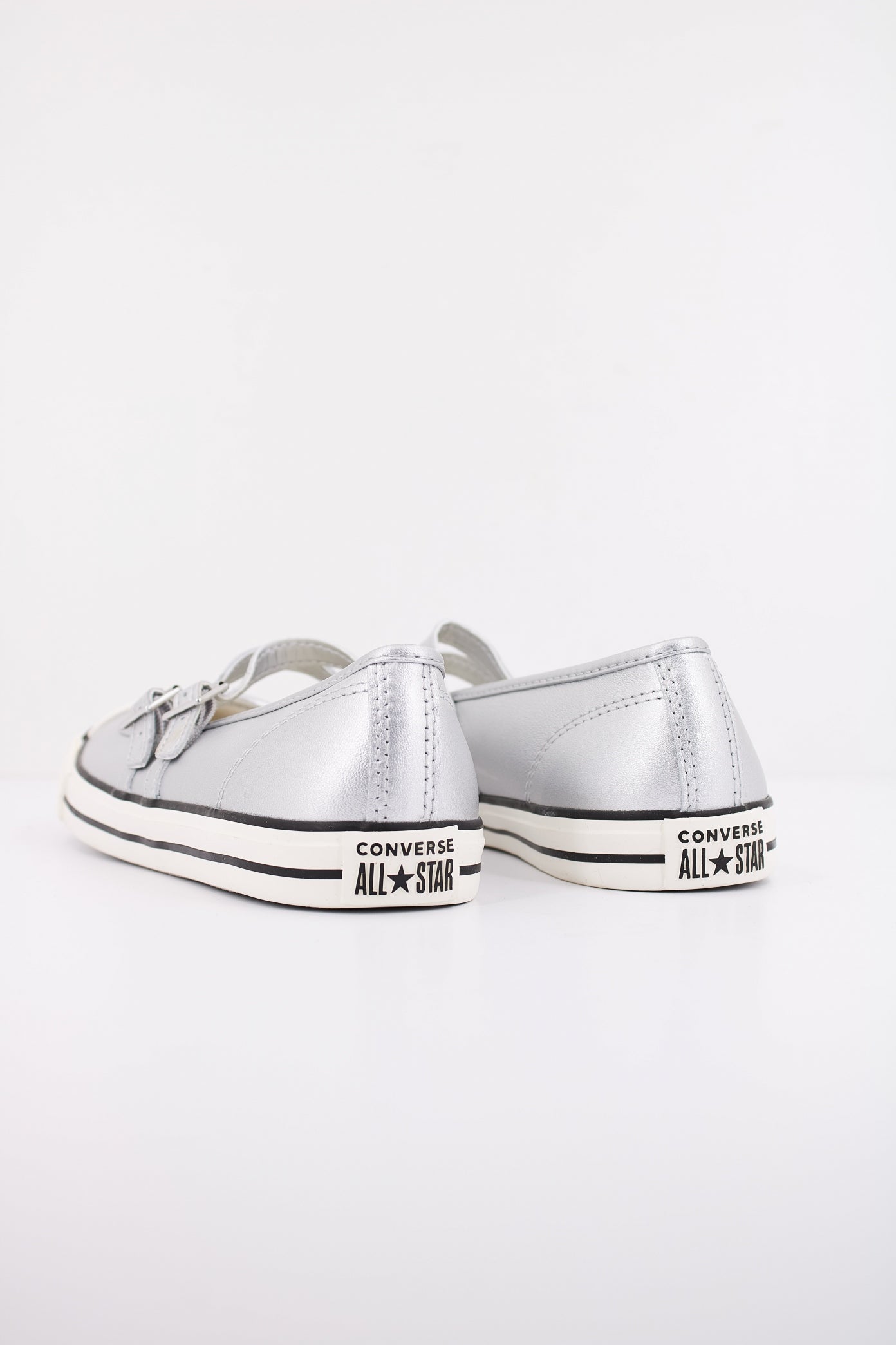 CONVERSE DAINTY MARY JANE SLIP en color PLATA  (4)