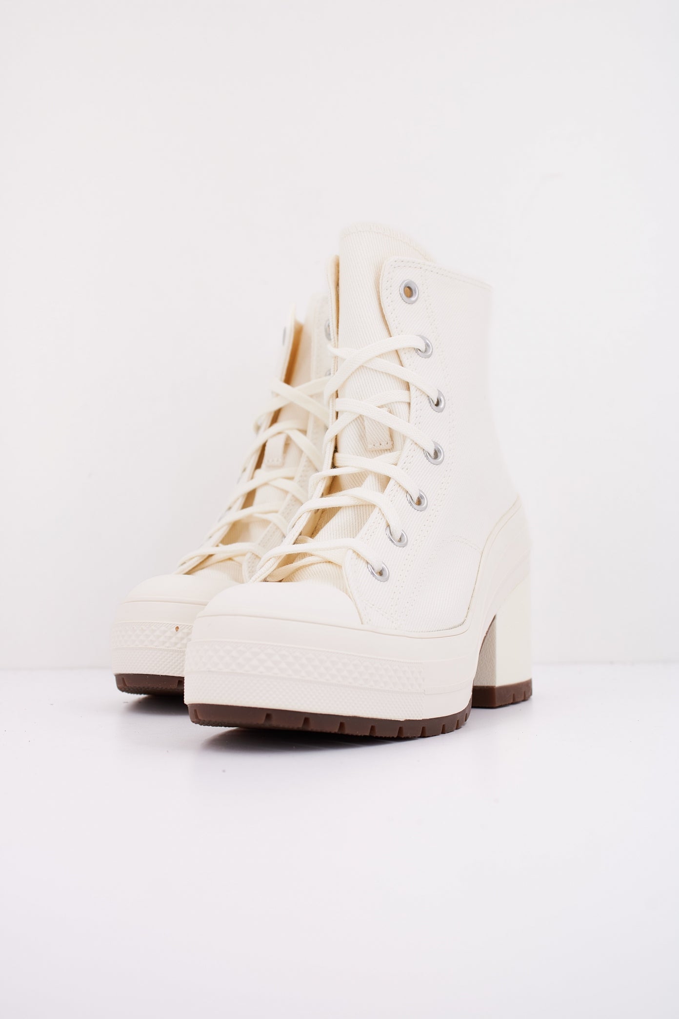 CONVERSE CHUCK  DE LUXE HEEL en color BLANCO  (2)