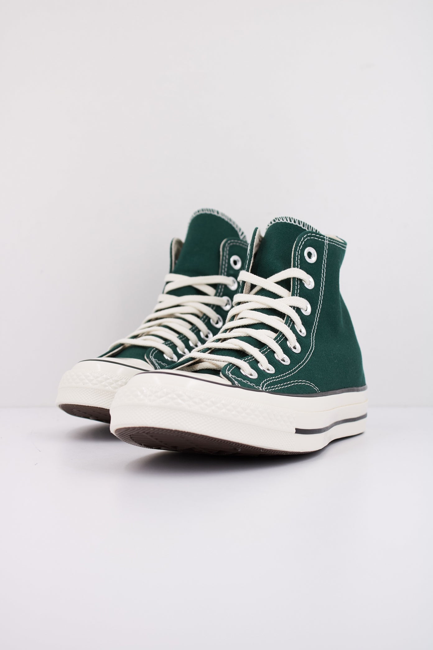 CONVERSE  CHUCK  en color VERDE  (2)