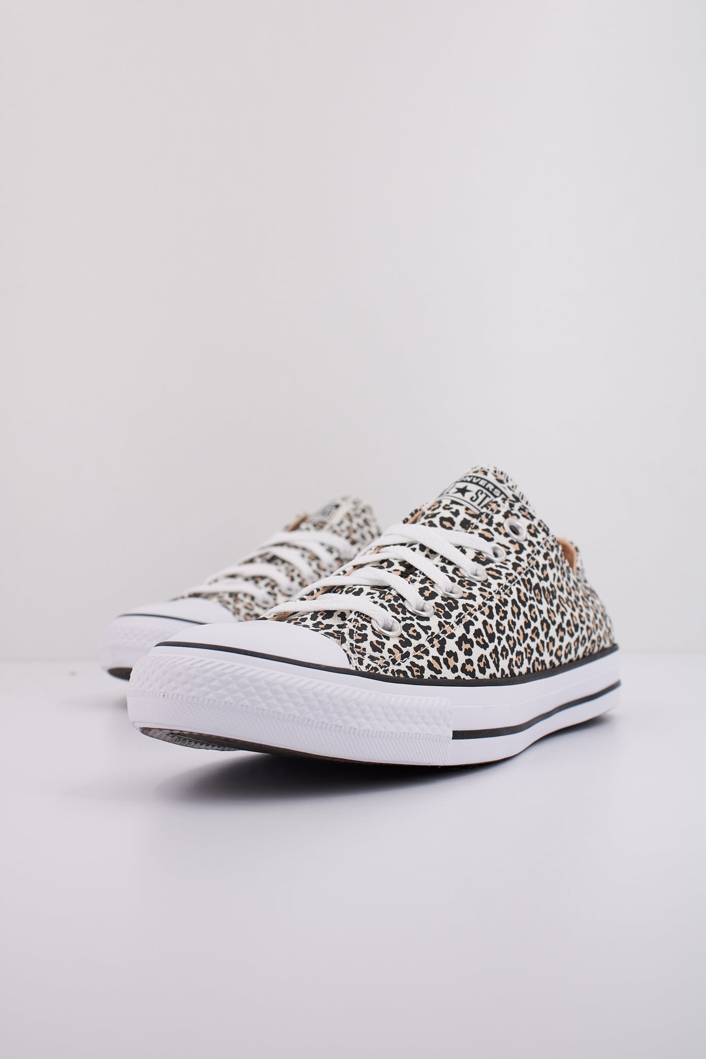 CONVERSE CHUCK TAYLOR ALL STAR en color ANIMAL PRINT  (2)