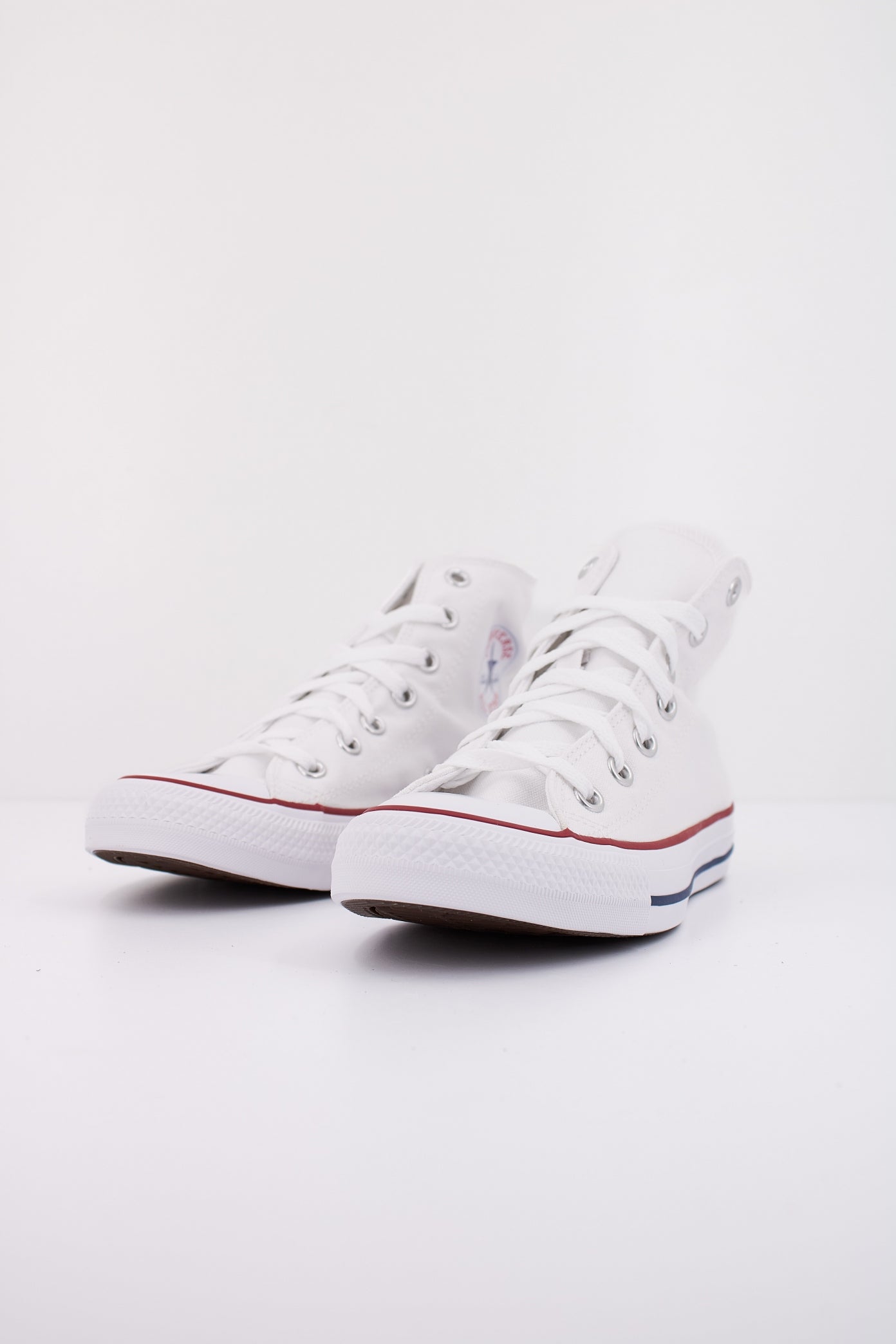 CONVERSE CHUCK TAYLOR AS CORE en color BLANCO  (2)