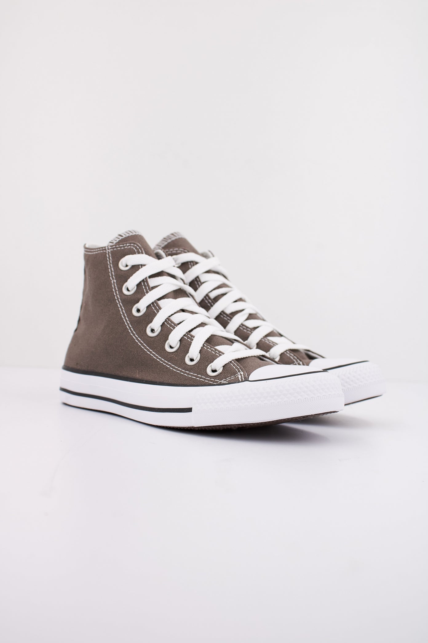 CONVERSE CHUCK TAYLOR ALL STAR CANVAS en color MARRON  (2)