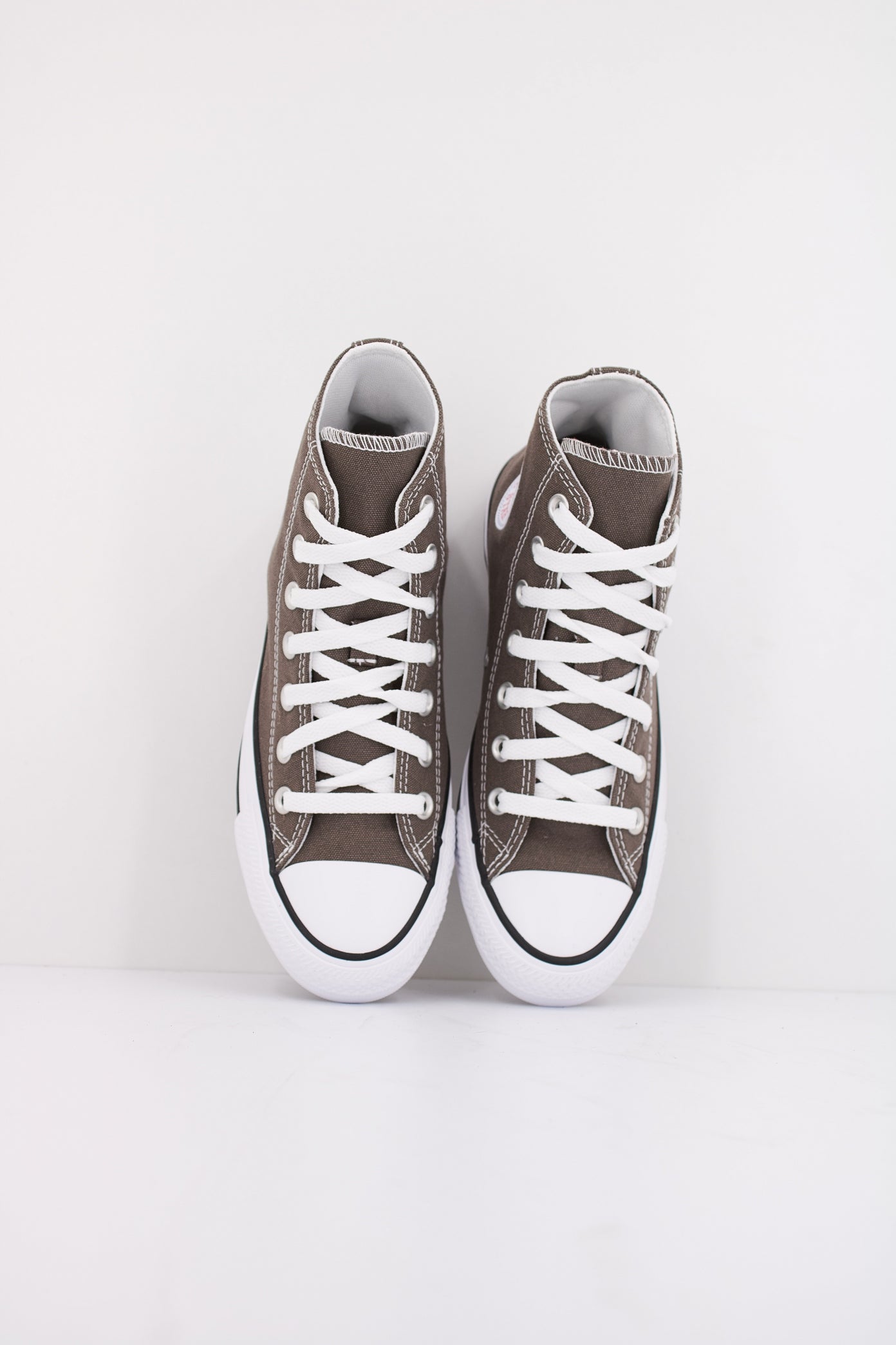 CONVERSE CHUCK TAYLOR ALL STAR CANVAS en color MARRON  (3)