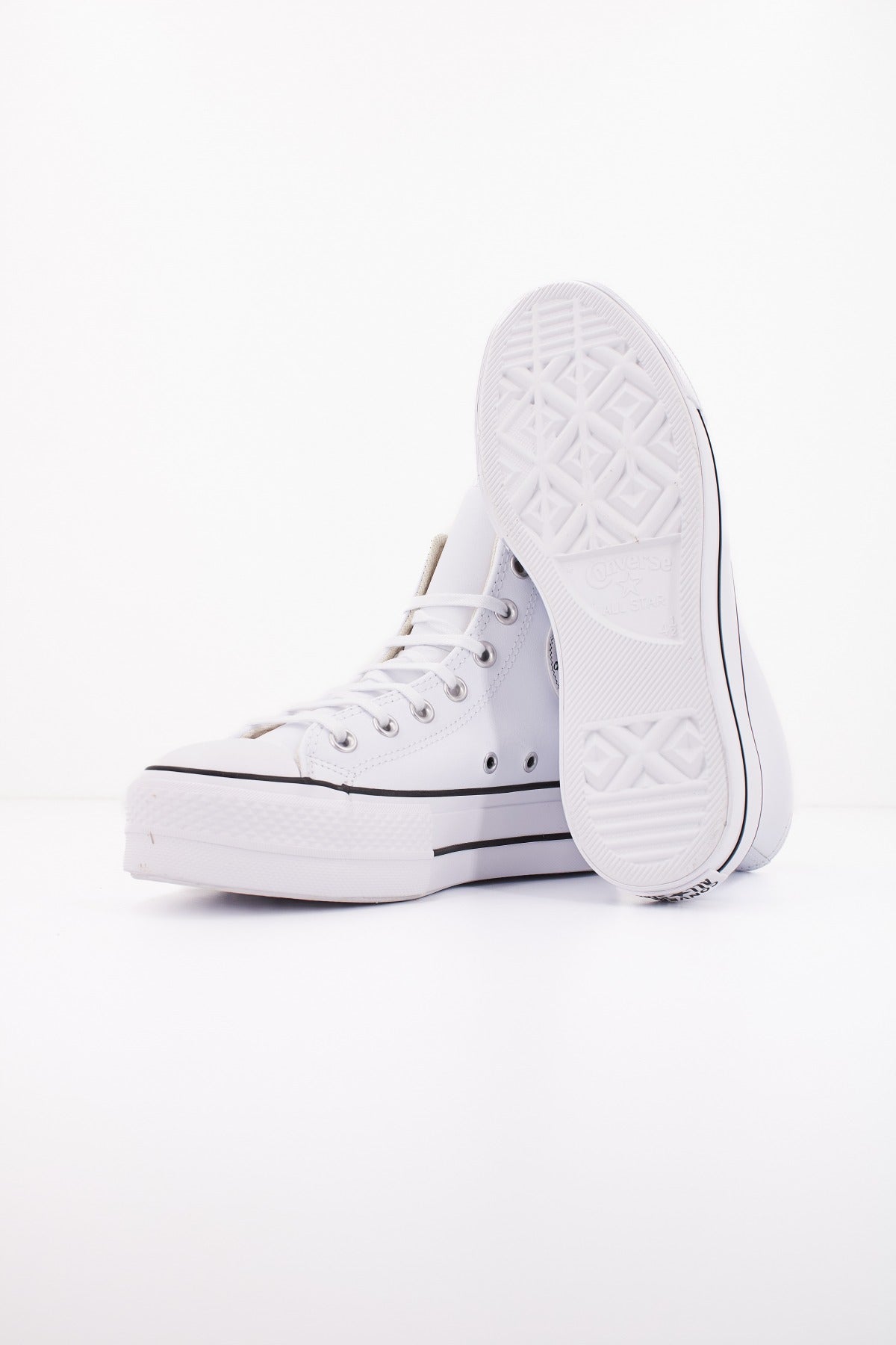 CONVERSE CHUCK TAYLOR ALL STAR PLATFORM LEATHER en color BLANCO  (4)