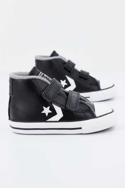 CONVERSE STAR PLAYER V MID en color NEGRO  (1)