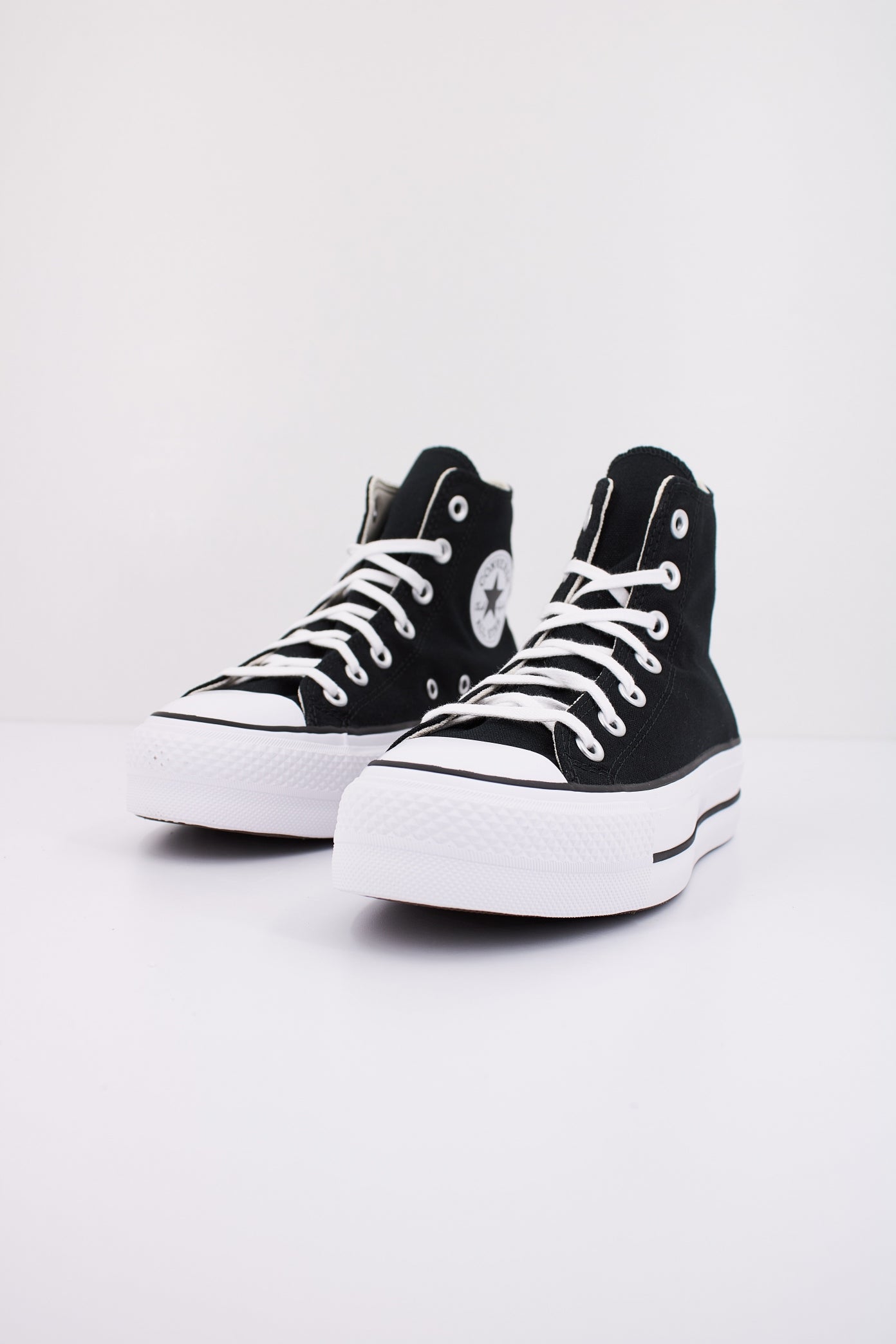 CONVERSE CONVERSE HI LIFT en color NEGRO  (2)