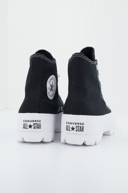 CONVERSE CONVERSE LUGGED HI en color NEGRO  (4)