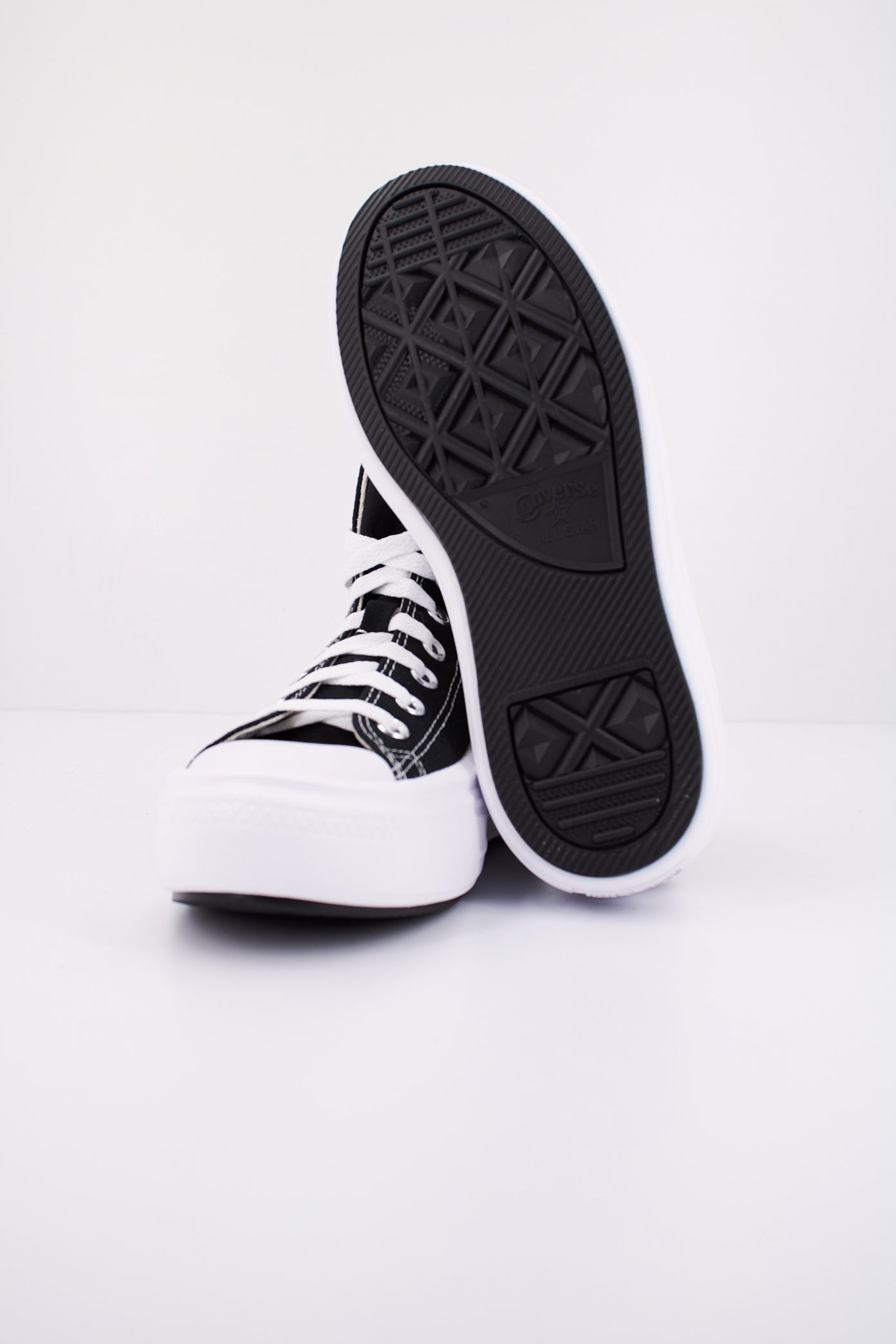 CONVERSE MOVE HIGH TOP en color NEGRO  (5)