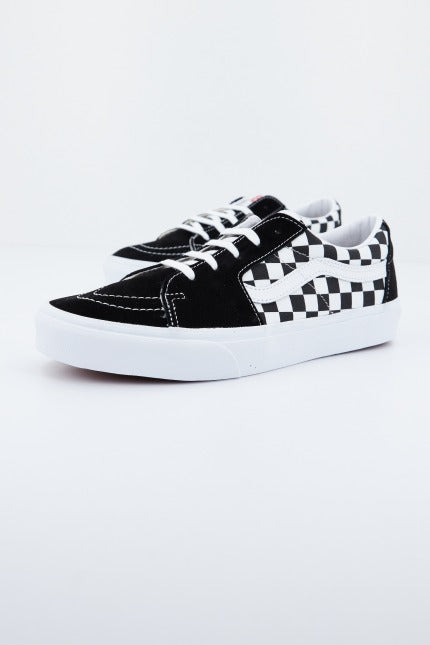 VANS UA SK-LOW en color NEGRO  (2)