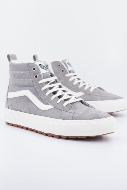 VANS UA SK-Hi MTE- en color GRIS  (1)