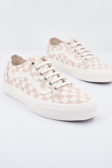 VANS UA OLD SKOOL TAPERED E en color ROSA  (2)