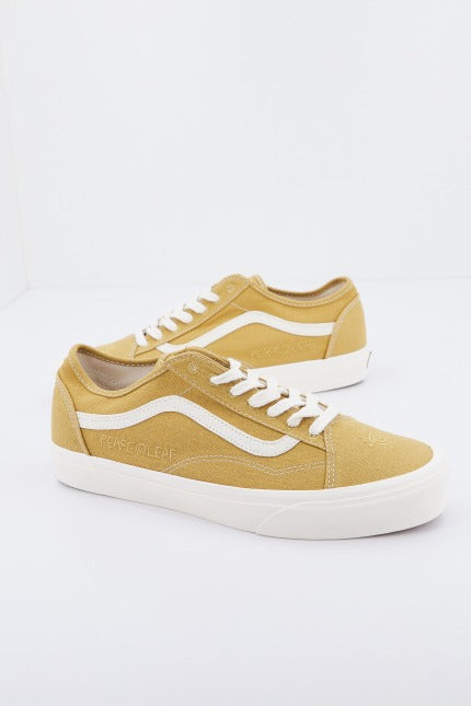 VANS UA OLD SKOOL TAPERED en color AMARILLO  (1)