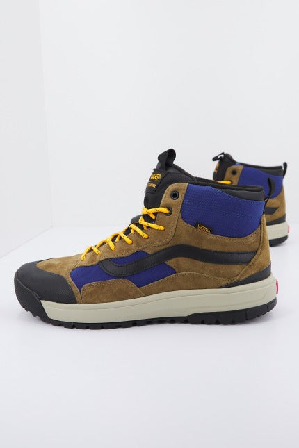 VANS  UA ULTRARANGE EXO HI M en color MULTICOLOR  (2)