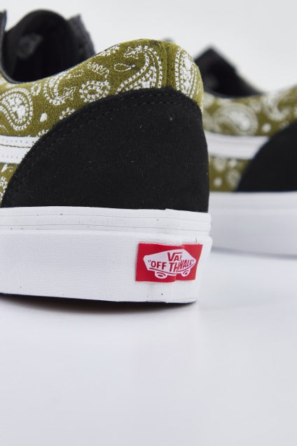 VANS  UA OLD SKOOL en color VERDE  (4)