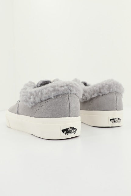 VANS VNAJMRGRY en color GRIS  (2)