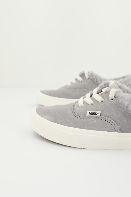 VANS VNAJMRGRY en color GRIS  (4)