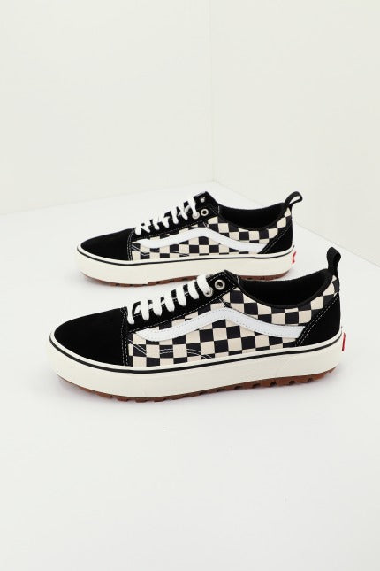 VANS OLD SKOOL en color NEGRO  (1)