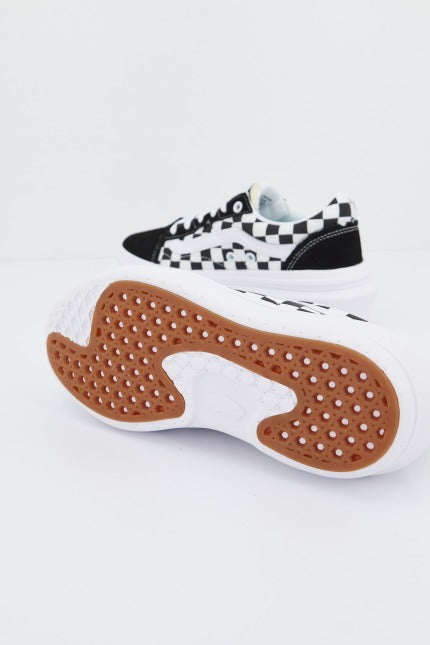 VANS OLD SKOOL OVERT CC CHECKERBOARD en color NEGRO  (4)