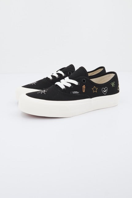 VANS AUTHENTIC VR MYSTICAL EMBROIDERY en color NEGRO  (1)