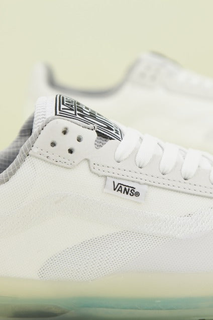 VANS EVDNT ULTIMATE en color BLANCO  (2)