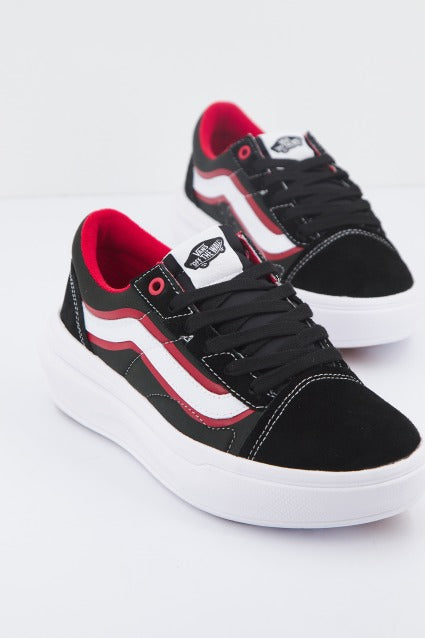 VANS OLD SKOOL OVERT CC en color NEGRO  (1)