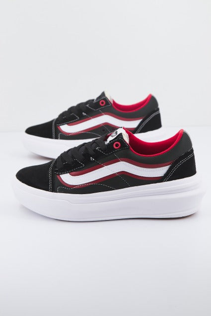 VANS OLD SKOOL OVERT CC en color NEGRO  (2)