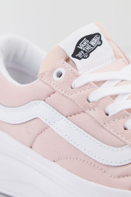 VANS OLD SKOOL OVERT  en color ROSA  (4)