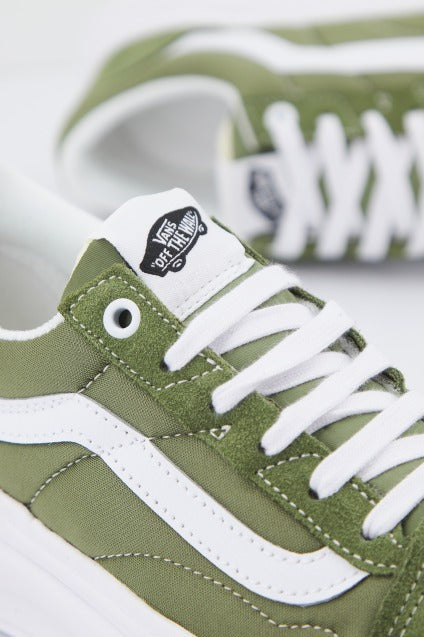 VANS OLD SKOOL OVERT en color VERDE  (4)