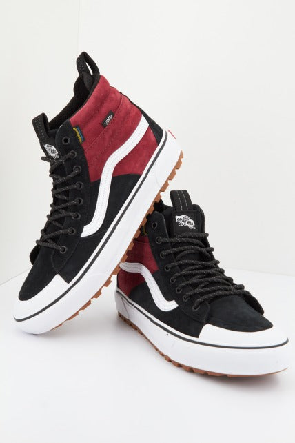 VANS SK-HI MTE- en color NEGRO  (1)