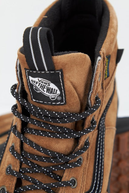 VANS SK-HI MTE- en color MARRON  (4)