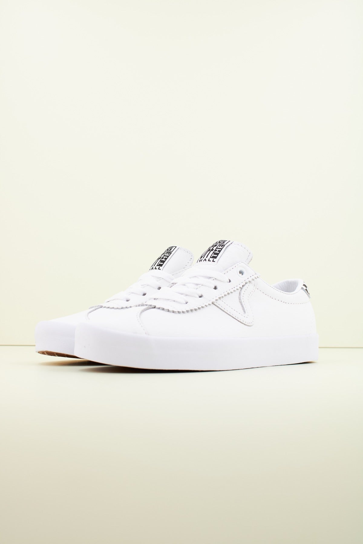 VANS SPORT LOW en color BLANCO  (2)