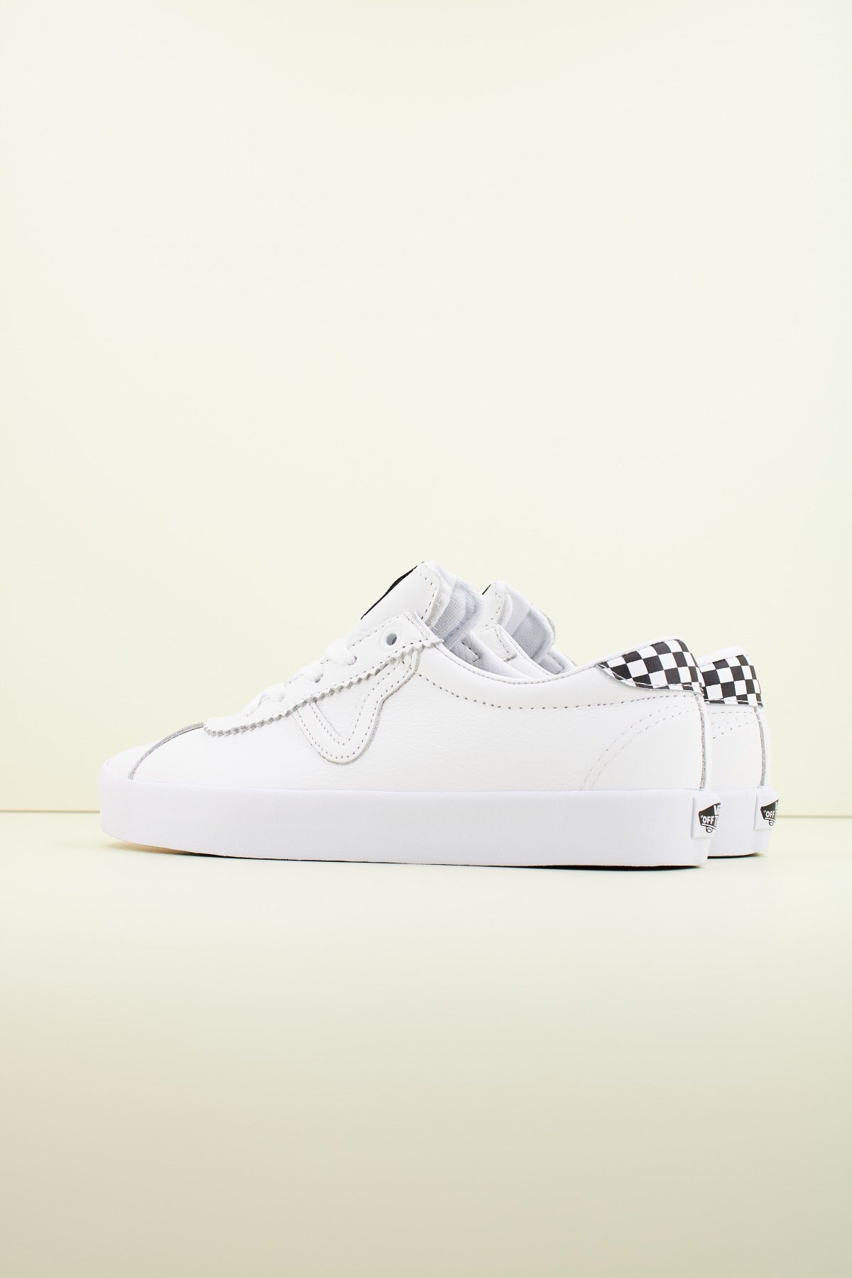 VANS SPORT LOW en color BLANCO  (3)