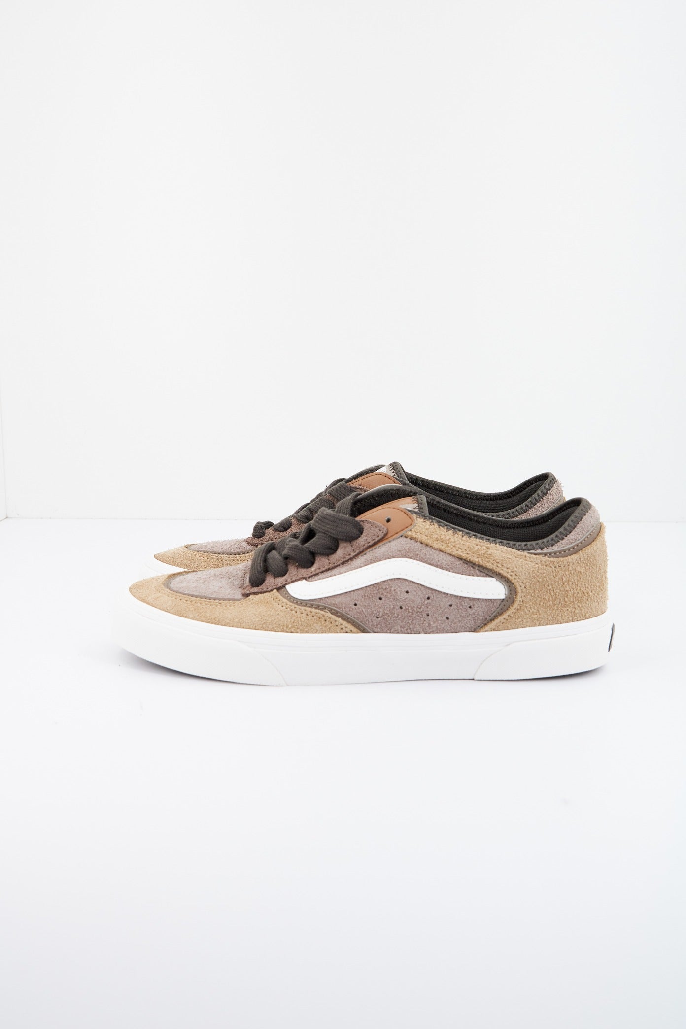 VANS ROWLEY CLASSIC en color MARRON  (1)