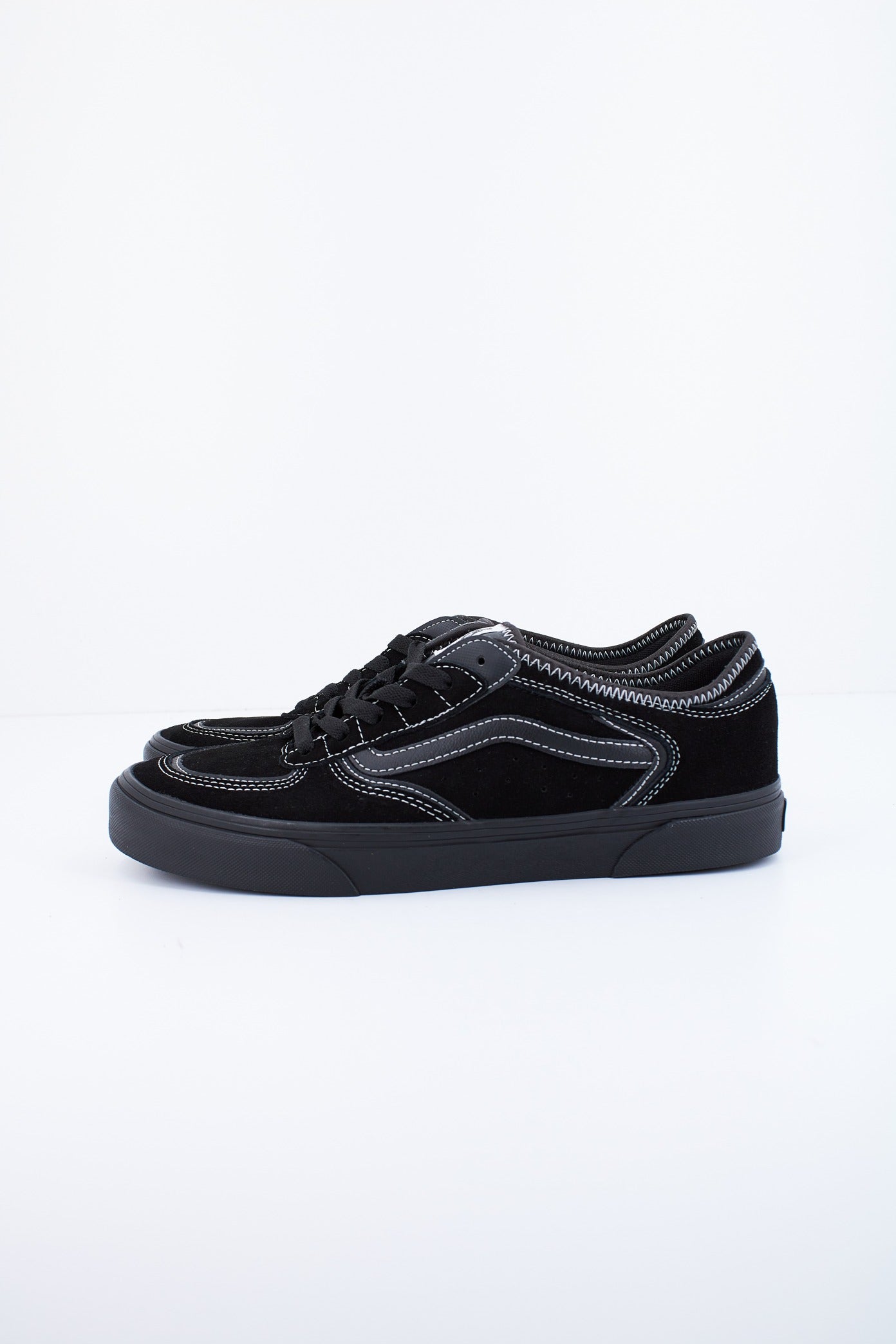 VANS ROWLEY CLASSIC en color NEGRO  (1)