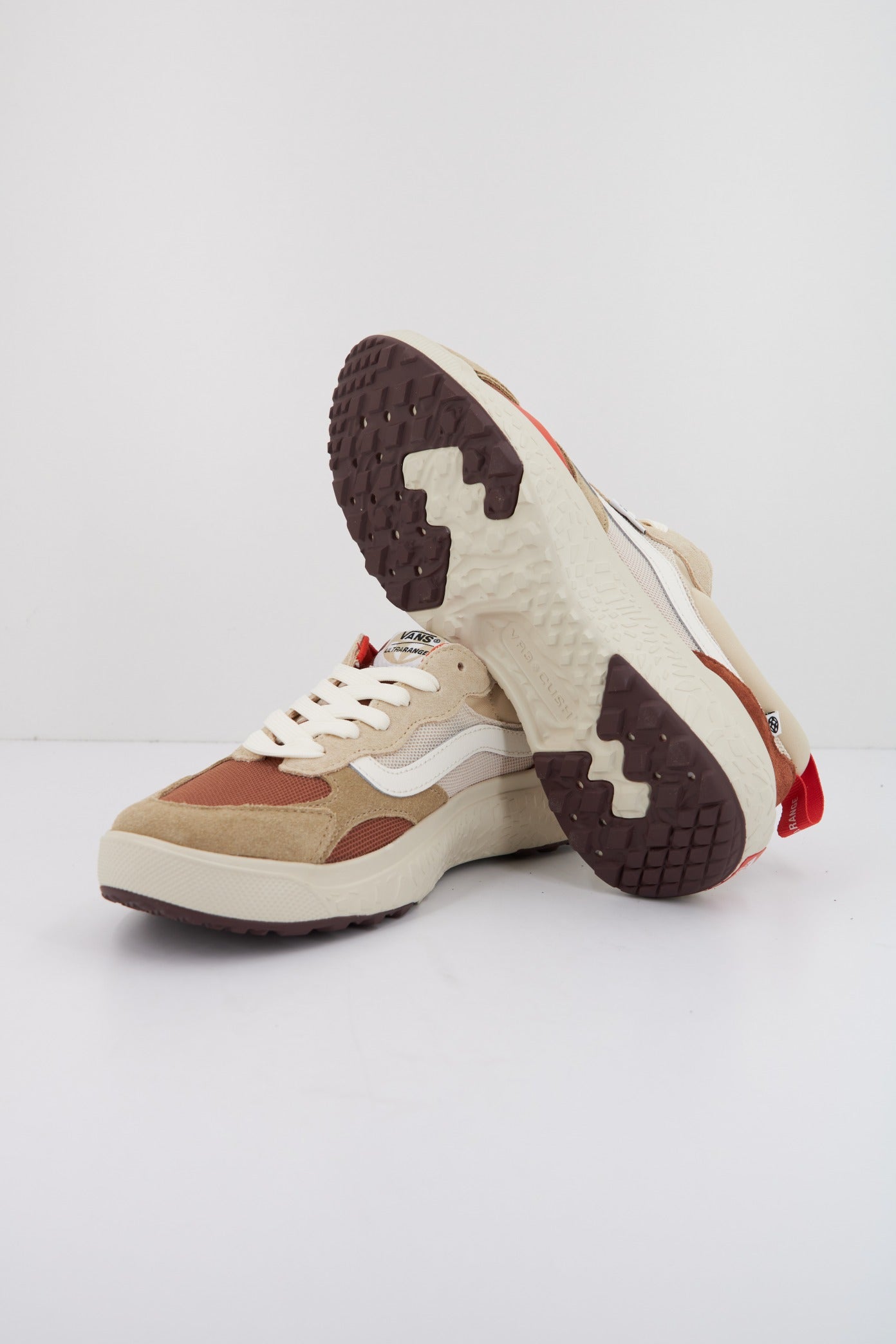 VANS ULTRARANGE NEO VR en color MARRON  (4)