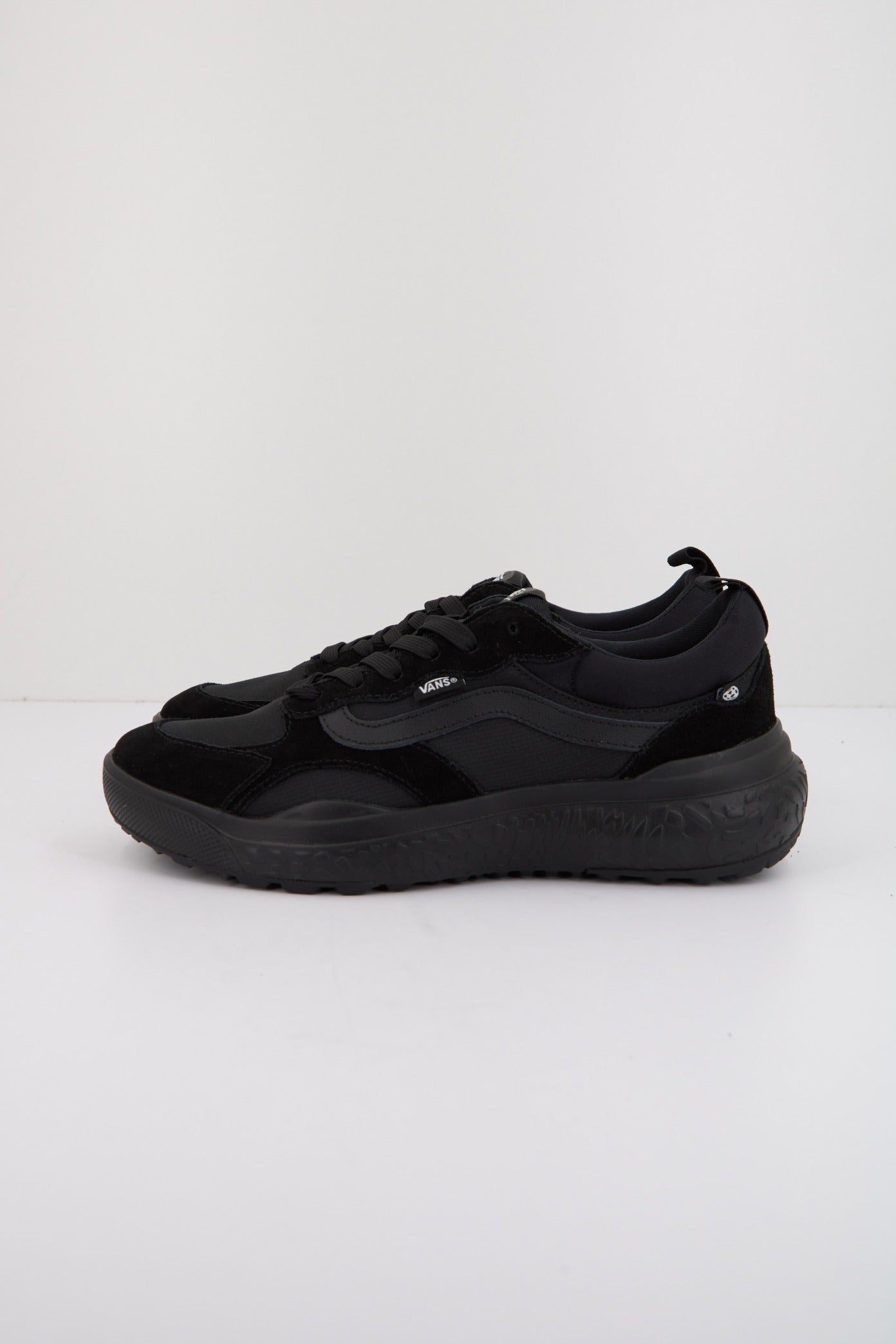 VANS ULTRARANGE NEO VR en color NEGRO  (1)