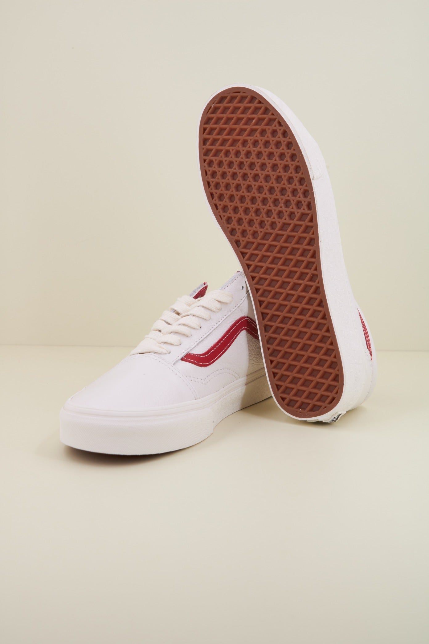 VANS OLD SKOOL VINTAGE en color BLANCO  (4)