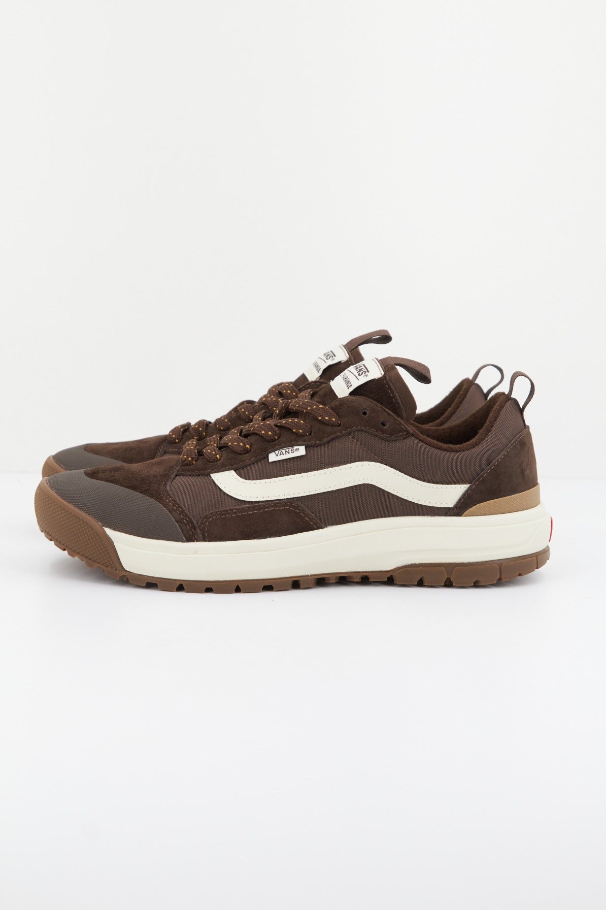 VANS ULTRARANGE EXO MTE- en color MARRON  (1)