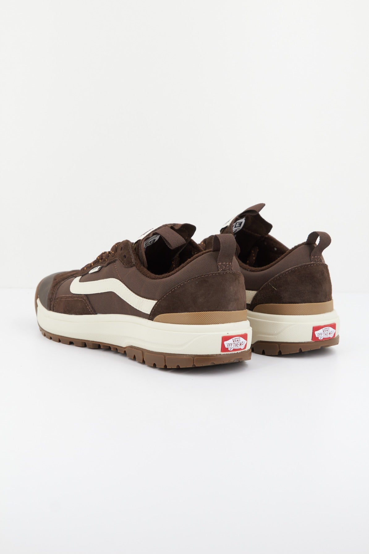 VANS ULTRARANGE EXO MTE- en color MARRON  (3)