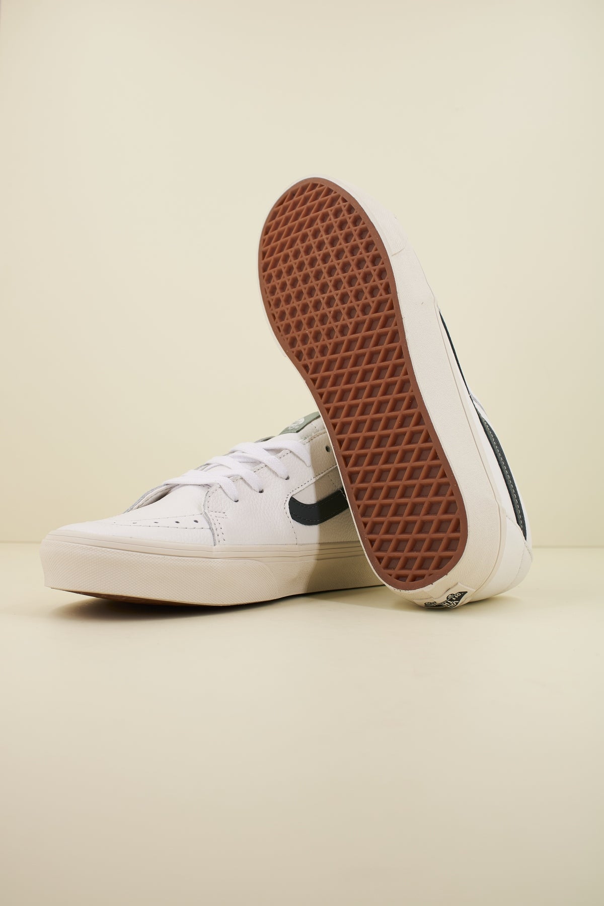 VANS SK-LOW en color BLANCO  (4)