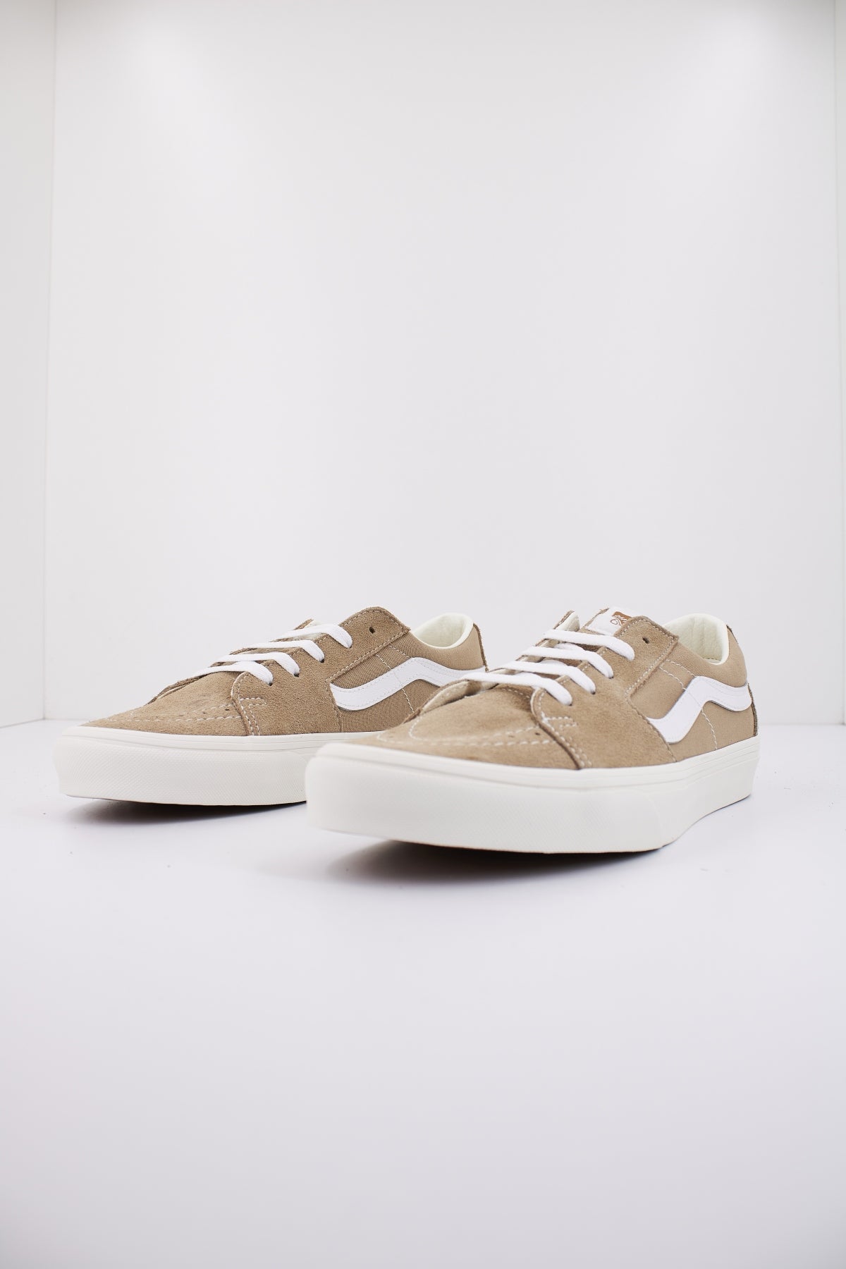 VANS SK-LOW en color BEIS  (2)