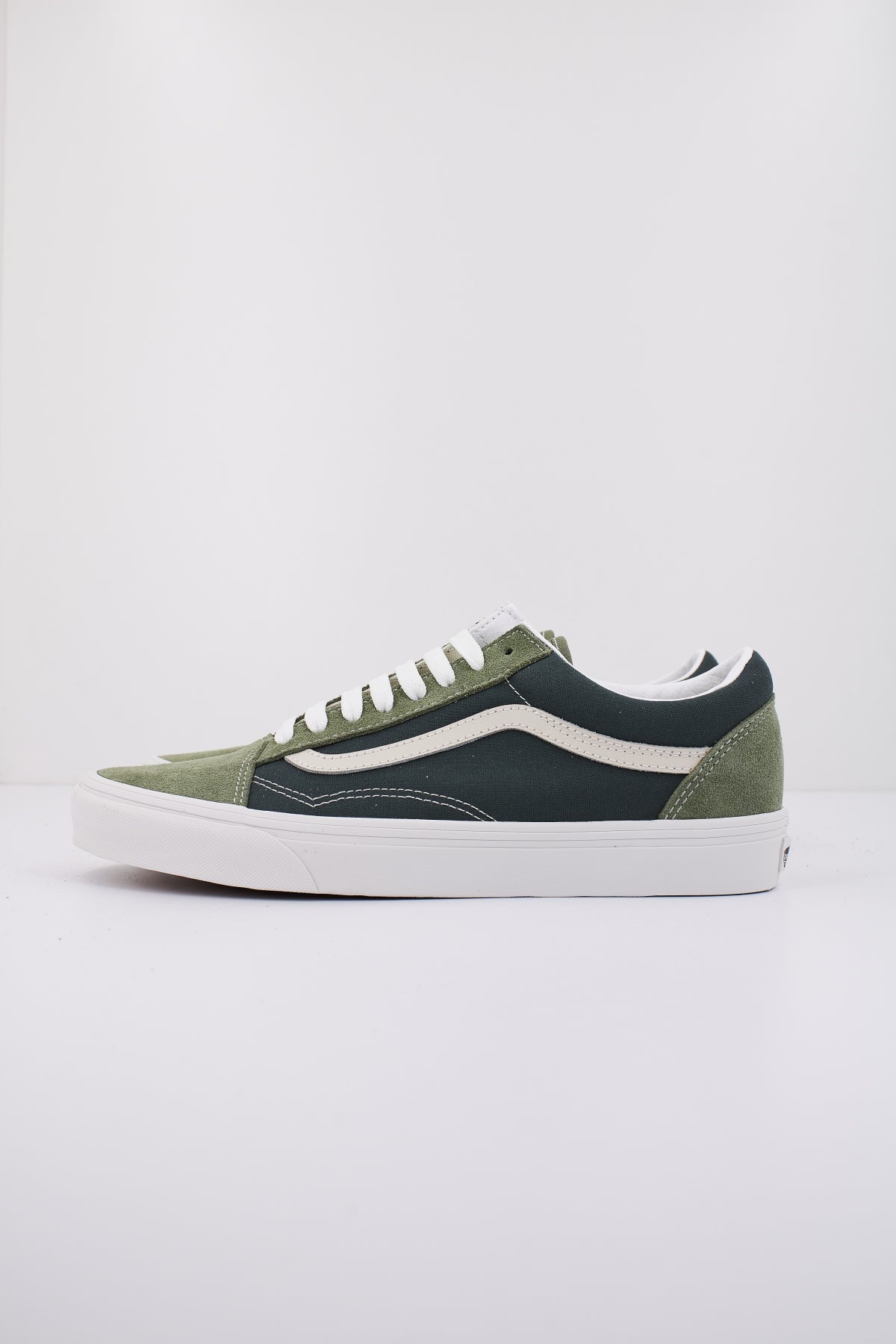 VANS OLD SKOOL en color VERDE  (1)