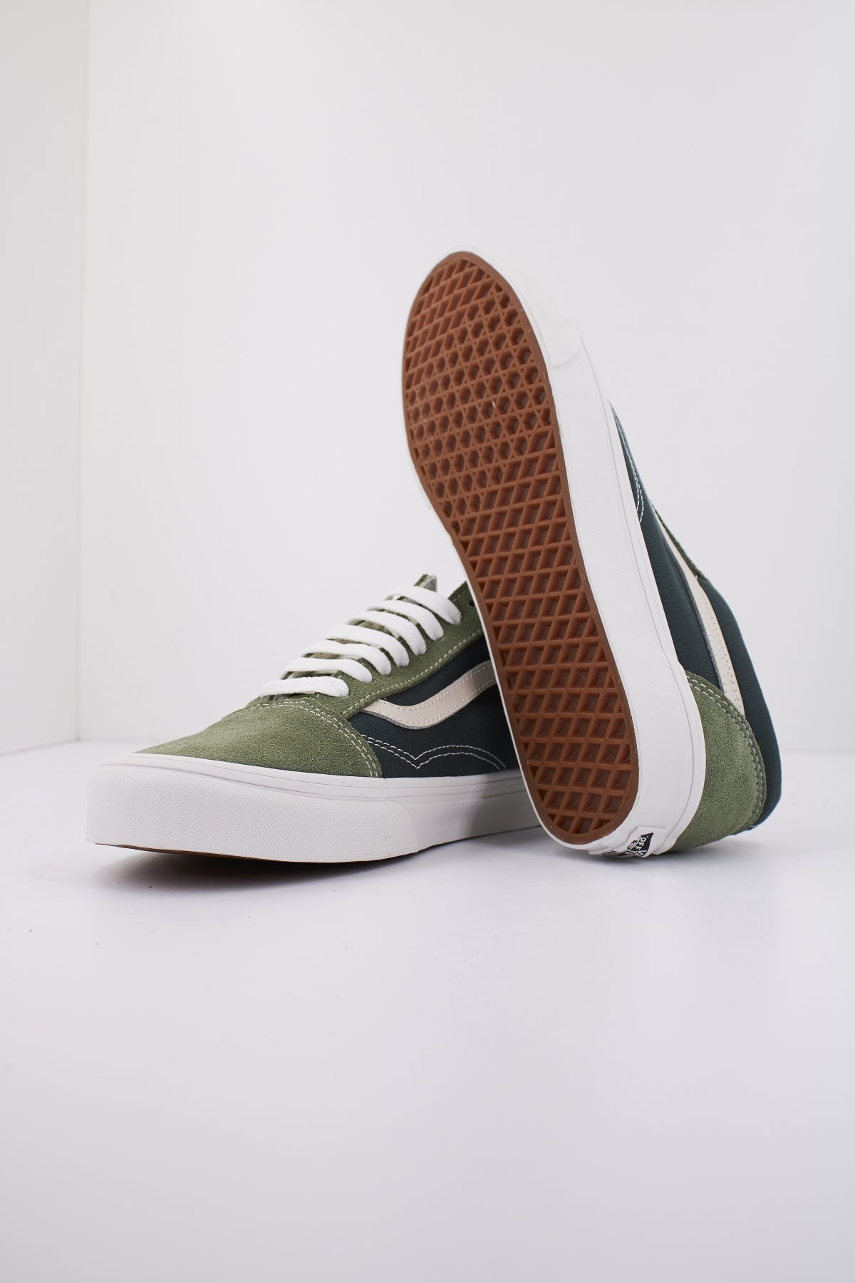 VANS OLD SKOOL en color VERDE  (4)