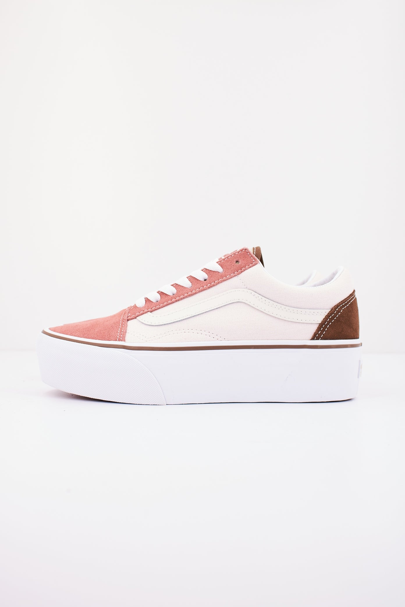 VANS OLD SKOOL STACKFORM en color ROSA  (1)