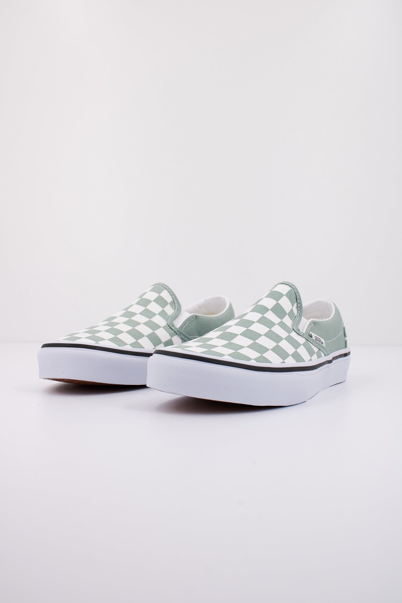 VANS CLASSIC SLIP-ON en color VERDE  (2)