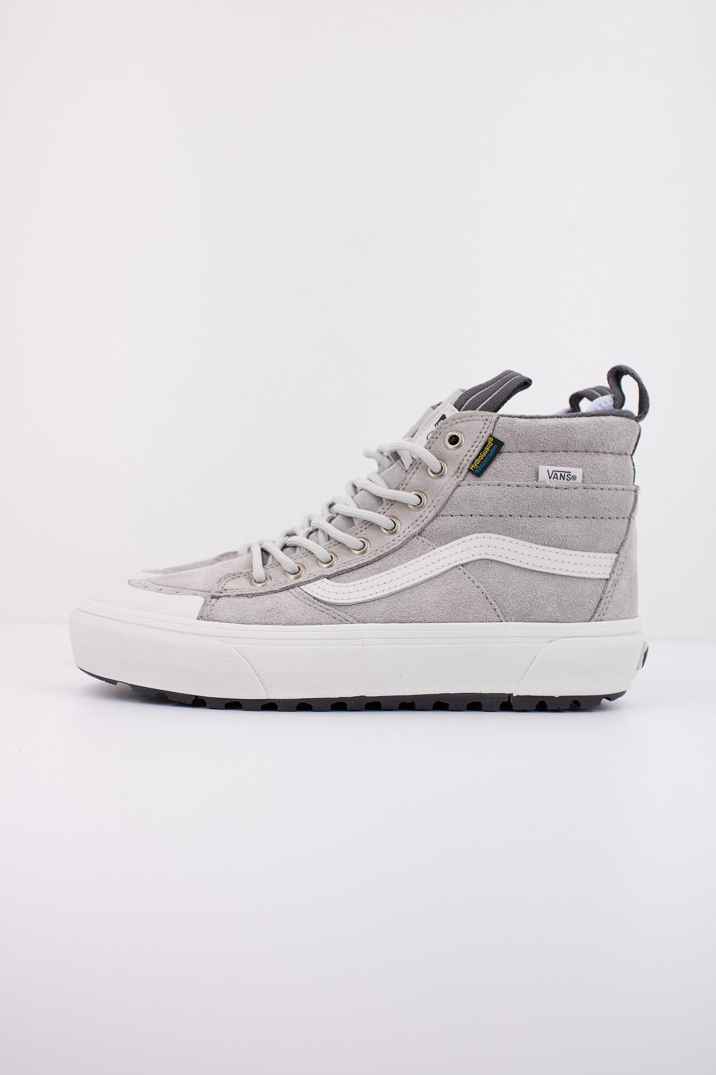 VANS MTE SK-HI WATERPROOF en color GRIS  (1)