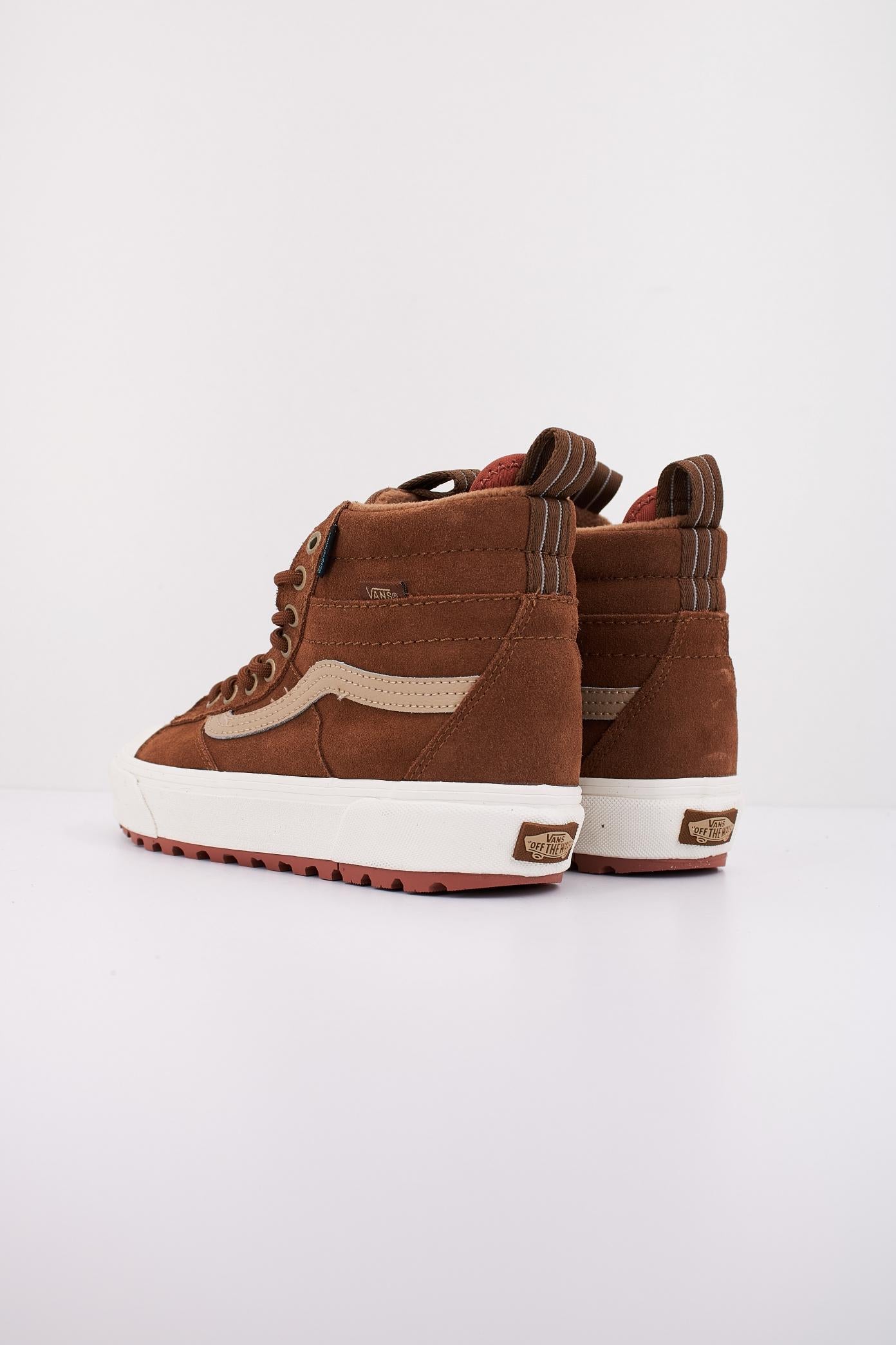 VANS MTE SK-HI WATERPROOF en color MARRON  (4)